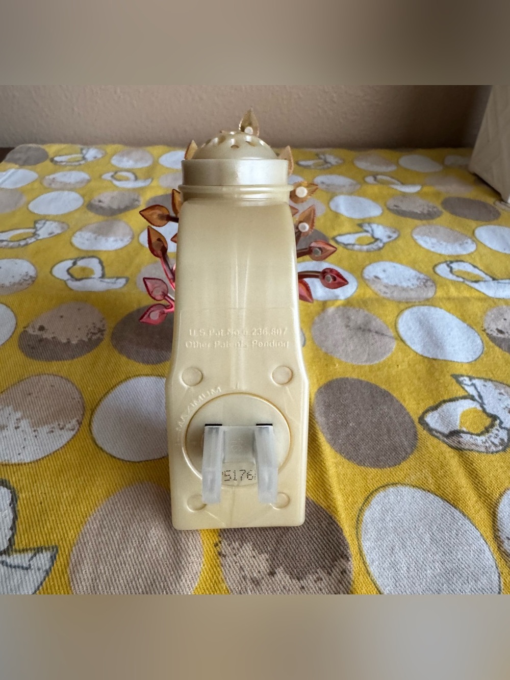 Bath & Body Works Fall Tree Wallflower wall diffuser - Picture 10 of 16